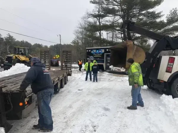 J & J Truck Service - photo 2