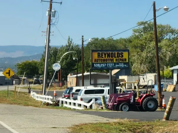 Reynold's Auto Repair - photo 3