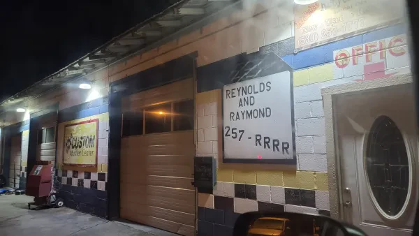 Reynold's Auto Repair - photo 4