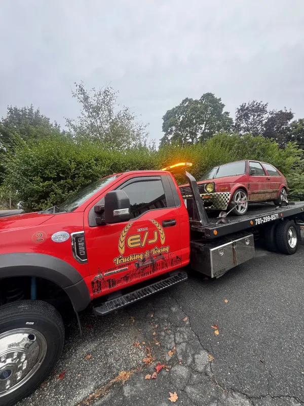 E/J Trucking & Towing - photo 4