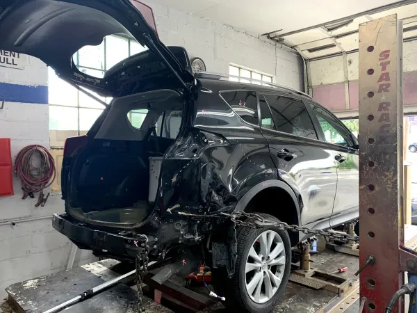 Lincoln Auto Body Garfield - photo 3