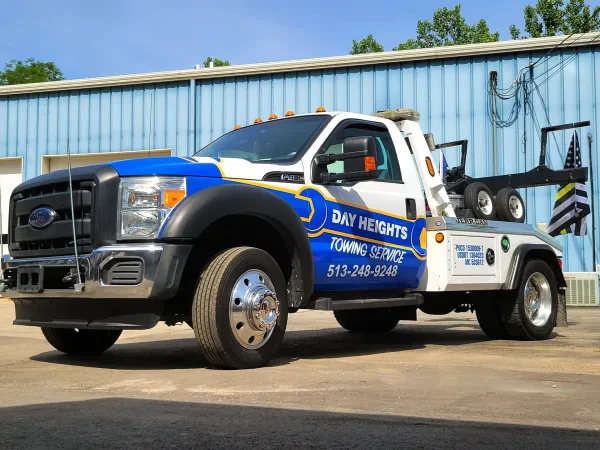 Day Heights Towing Service - photo 2
