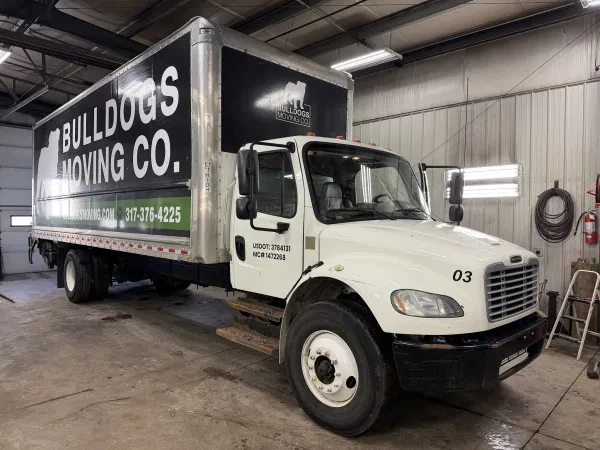 Lapel Truck & Trailer - photo 3