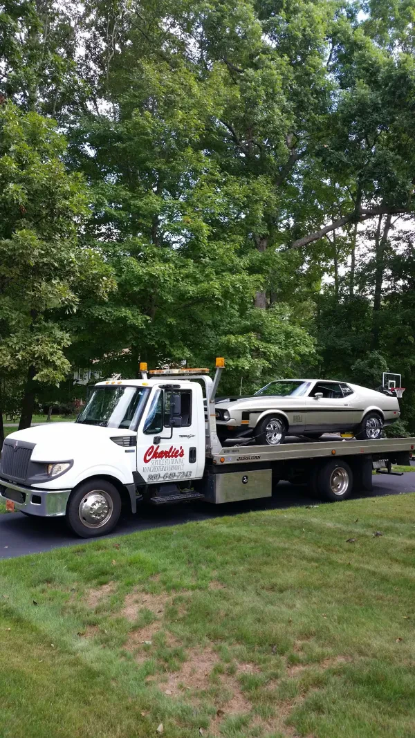 Charlie's Towing - photo 4