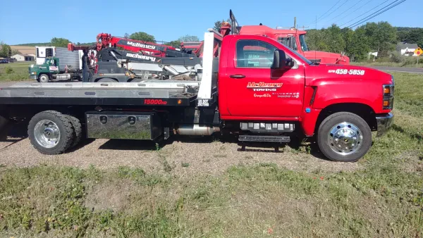 McHenry Towing LLC - photo 2