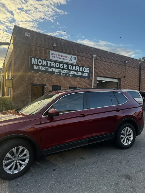 Montrose Garage - photo 2
