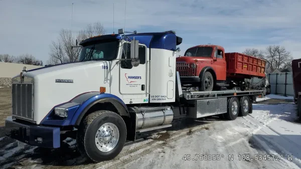 Hanser’s Towing & Semi Truck Heavy Wrecker - photo 3