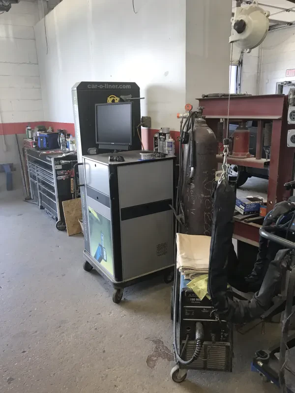 M3 Collision Center - photo 3