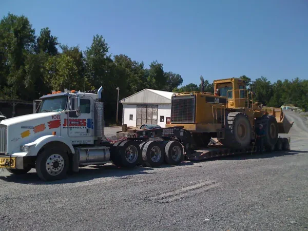 Jones Brothers - Flatbed, Heavy Duty & Semi Truck Towing - photo 2
