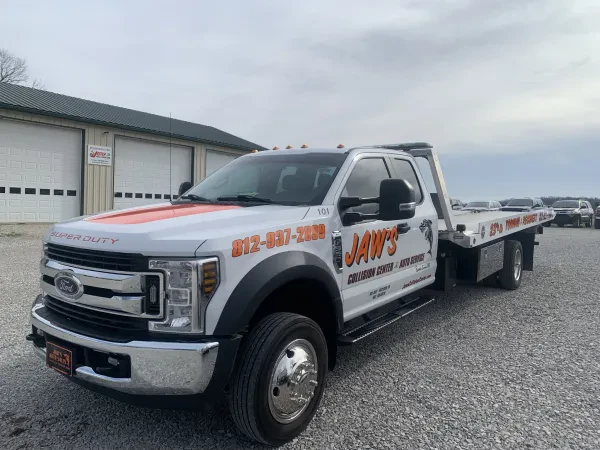Jaw's Collision Center & Auto Service - photo 2