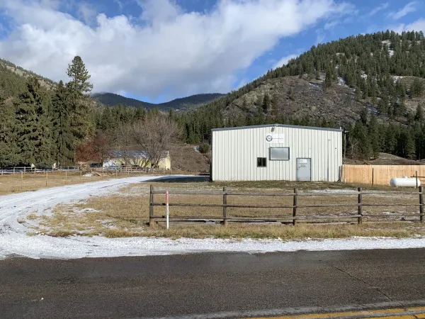 Montana Towing - photo 2