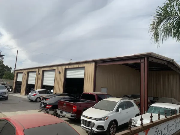 MV AutoWorks Collision Center - photo 3