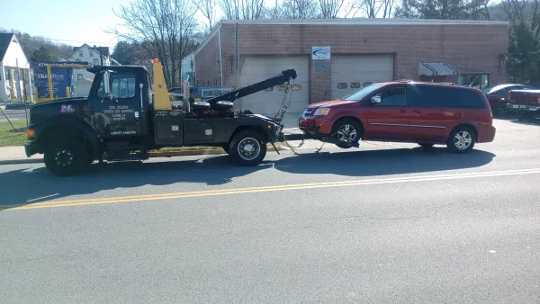 Nick Telesco Towing and Recovery - photo 3