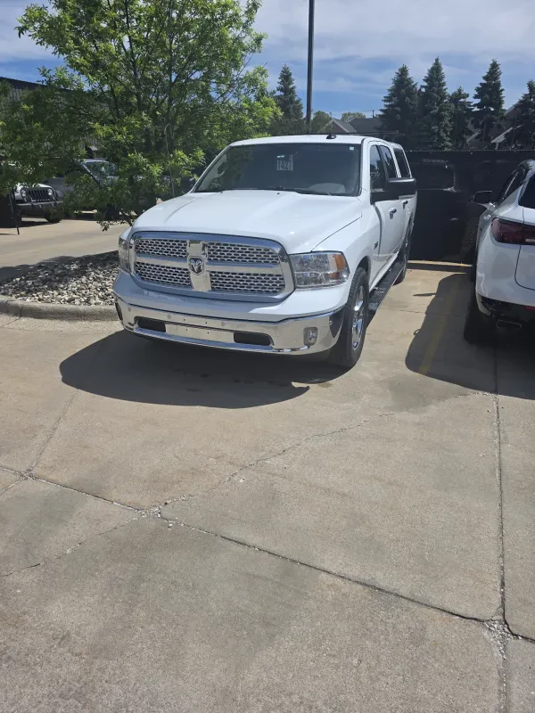 LaFontaine Collision Center & Body Shop Fenton - photo 3