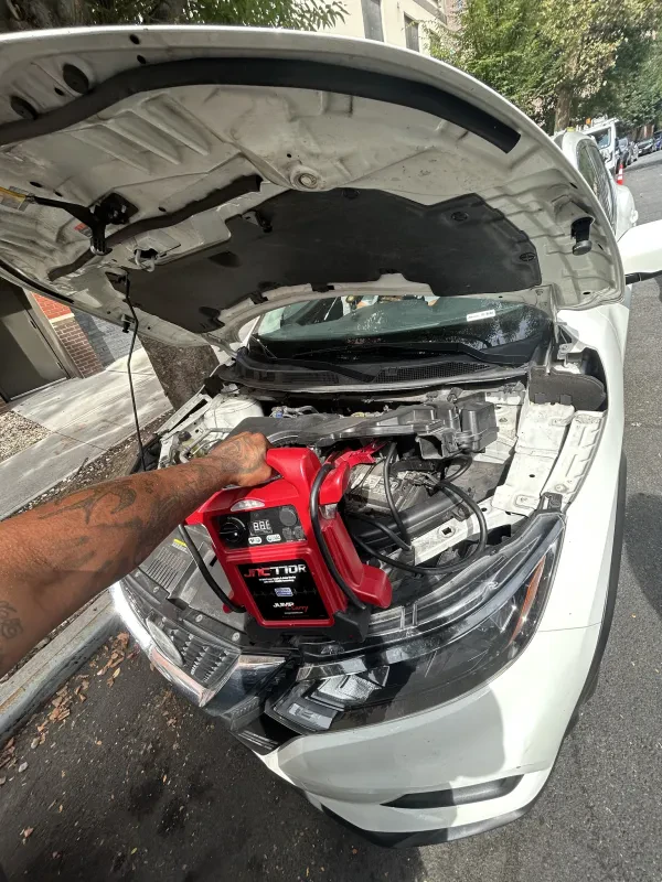 Omega’s Roadside Assistance LLC - photo 3