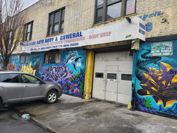 RIVERSIDE AUTO BODY - photo 3