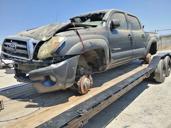 G & R Auto Parts - photo 2