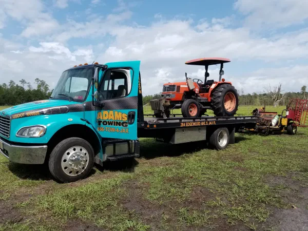 Adams Towing - photo 3