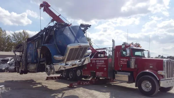 Tally's Towing & Recovery - photo 2