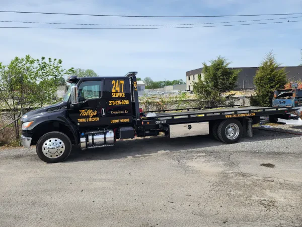 Tally's Towing & Recovery - photo 3