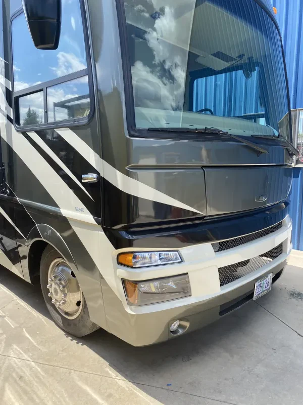 Smith Rock Auto Body & RV Repair - photo 3