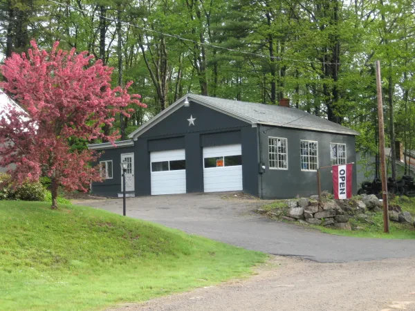 Wiggin Auto Repair - photo 3