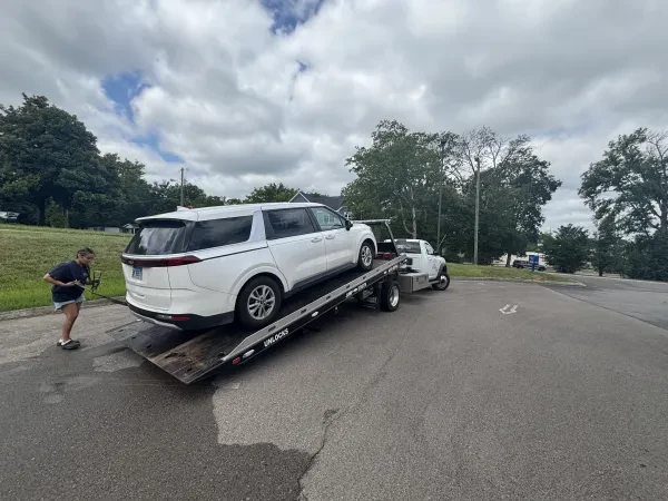 AR Repairs & Towing LLC - photo 4