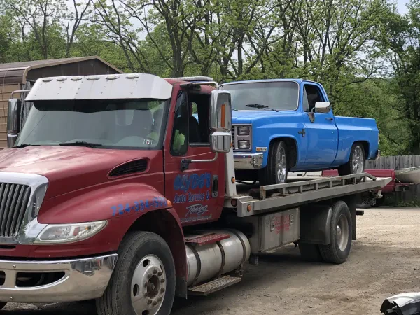 Clydes Auto Service, Body Shop & Towing - photo 3