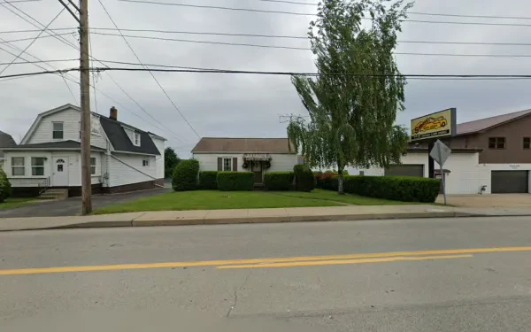 Salem's Auto Body & Towing - photo 4