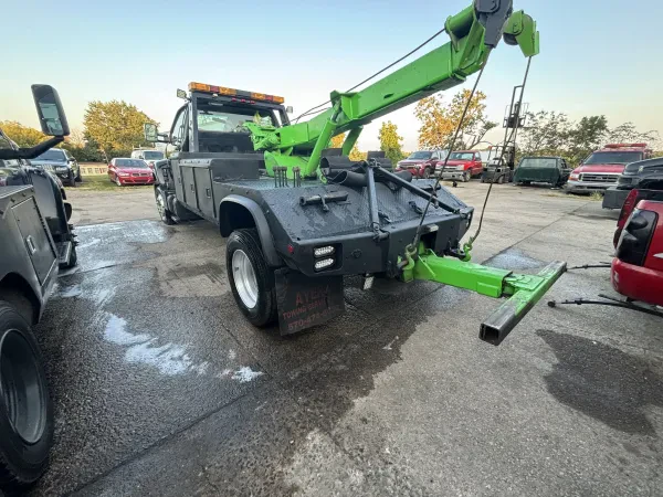Montero's Auto & Towing LLC - photo 3