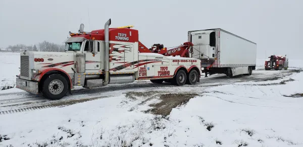 TEOS TOWING SERVICE & RECOVERY, TRUCK AND TRAILER REPAIR INC. - photo 3
