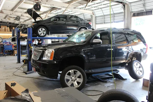 Georgetown Auto & Marine - photo 2