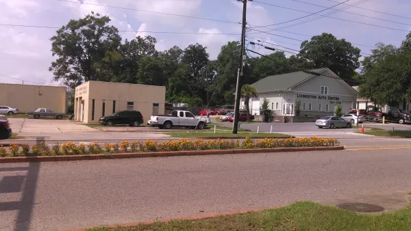 Livingston Auto Center - photo 4