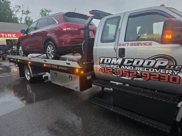 Tom Coop LLC Towing and Recovery - photo 3