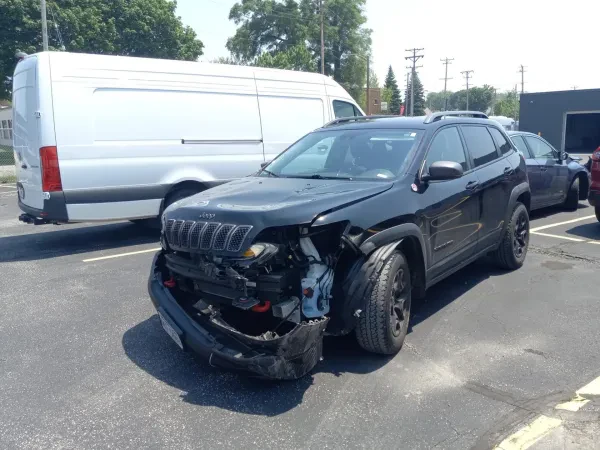 MC TOWING & RECOVERY - photo 3