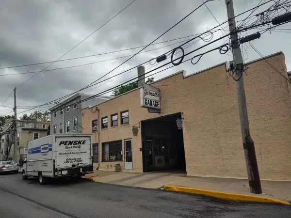 Yarnall's Garage Inc - photo 3