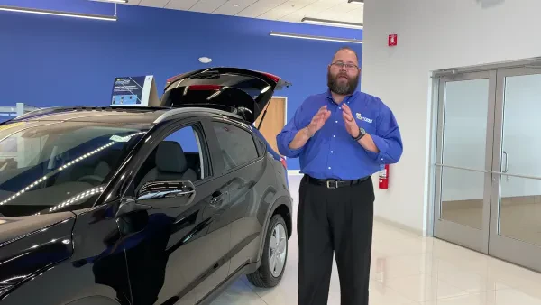 Russ Darrow Honda - photo 2