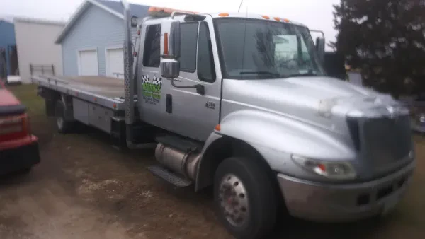 Hyink's Towing - photo 4