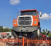 Carcamo Bros & Son Truck Sales & Equipment LLC - Salvage Yard - Semi Tractor Parts - Heavy Duty Parts-Class 8 Parts -