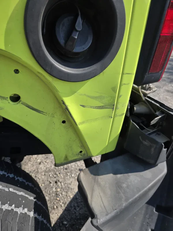 Roberts Motors Body Shop - photo 2