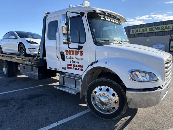 Todd's Roadside Service and Towing - photo 2