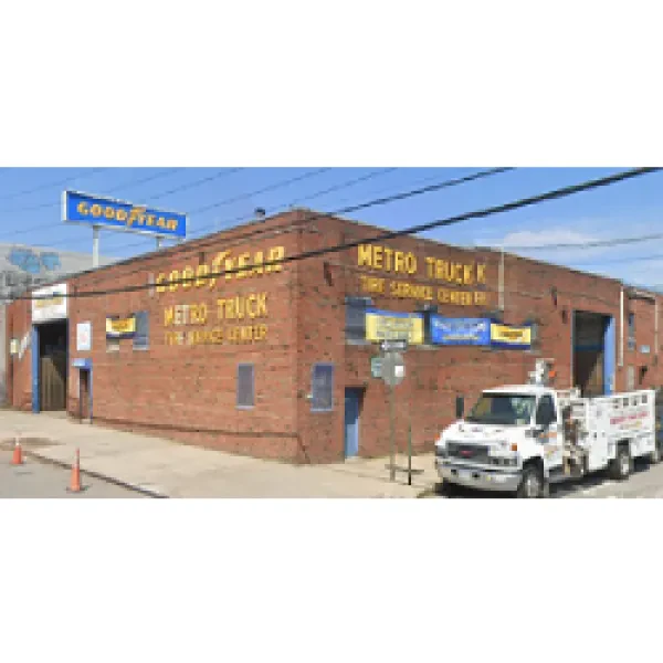 Metro Truck Tire Services - photo 2