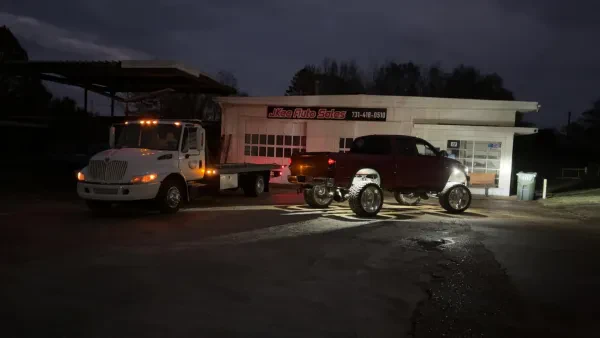 Jkee Auto & Towing - photo 3