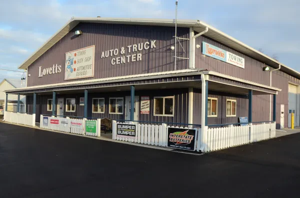 Lovetts Towing & Recovery - photo 3