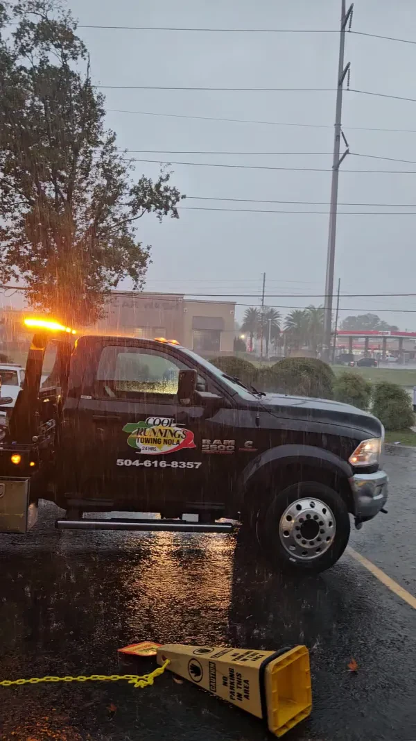 Cool Runnings Towing LLC - photo 2