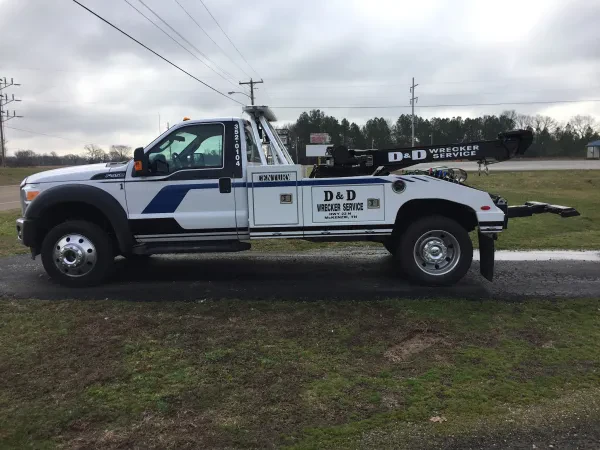 D&D Wrecker Service - photo 3