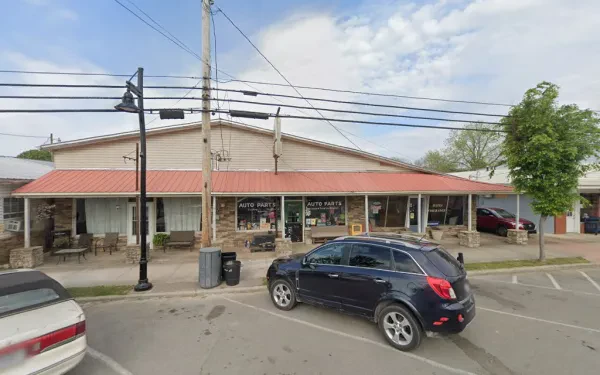 Lobelville Auto Parts - photo 2