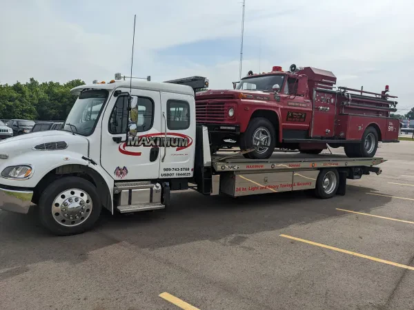 Maximum Towing And Recovery LLC - photo 2