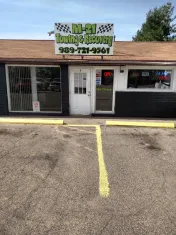 M-21 TOWING & RECOVERY