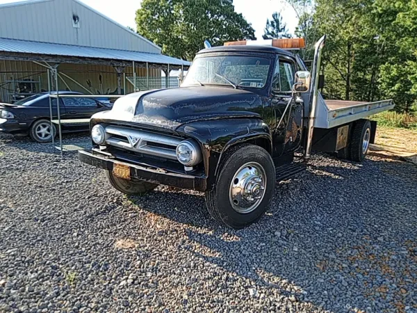 H & H TOWING - photo 2